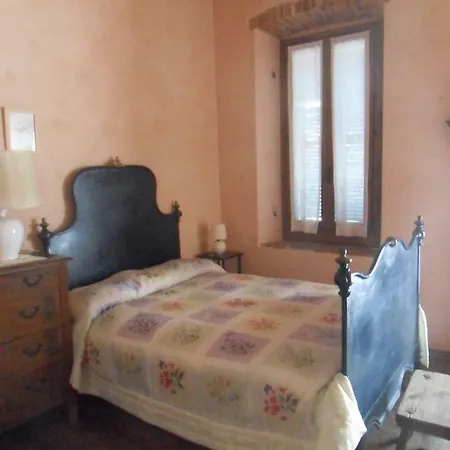 Cascina Marie Nocleg ze śniadaniem 3*